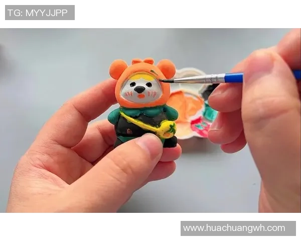 石膏娃娃小熊足球明星的奇幻冒险之旅与梦想追逐